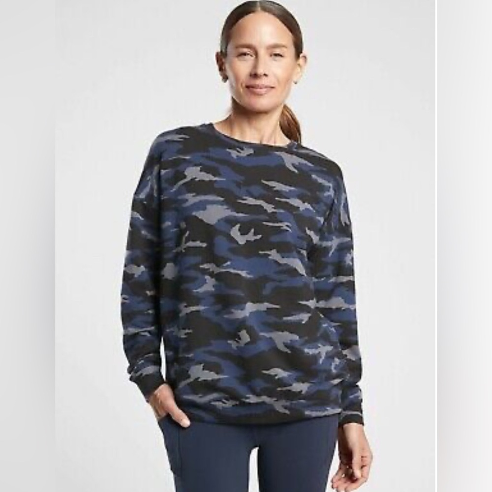 ATHLETA Triumph Blue Black & Gray Camo Sweatshirt Size: Small